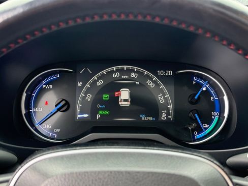 Used 2021 Toyota RAV4 SE w/ Weather & Moonroof Package image 17