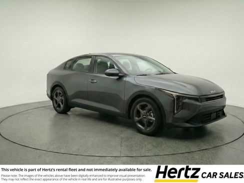 Used 2025 Kia K4 FWD image 1