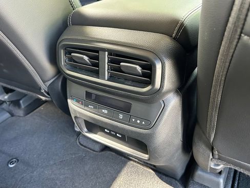 Used 2024 Honda Pilot EX-L image 43
