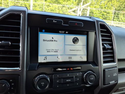 Used 2016 Ford F150 XLT w/ Equipment Group 302A Luxury AWD/4WD image 19