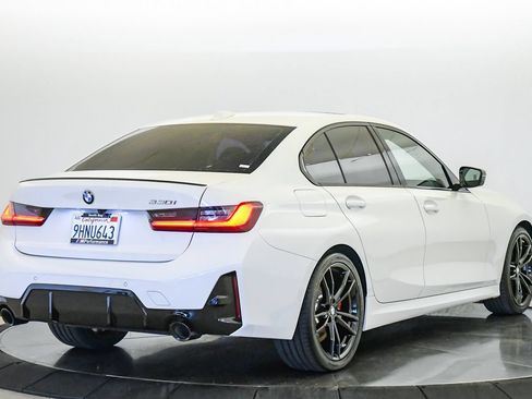 Used 2023 BMW 330i Sedan w/ M Sport Package RWD image 5