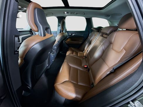 Used 2018 Volvo XC60 T6 Inscription w/ Convenience Package image 25