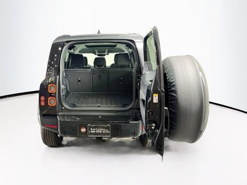 Used 2026 Land Rover Defender 110 S AWD/4WD image 6