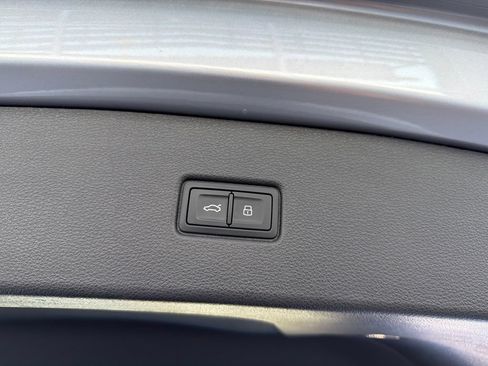 Used 2023 Audi Q5 2.0T Premium Plus AWD/4WD image 23
