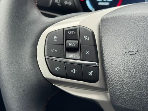 New 2026 Ford Explorer Active w/ Active Comfort Package image 14