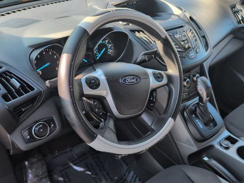 Used 2014 Ford Escape S FWD image 9