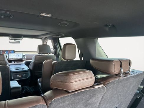 Used 2025 Ford Expedition Max King Ranch AWD/4WD image 23