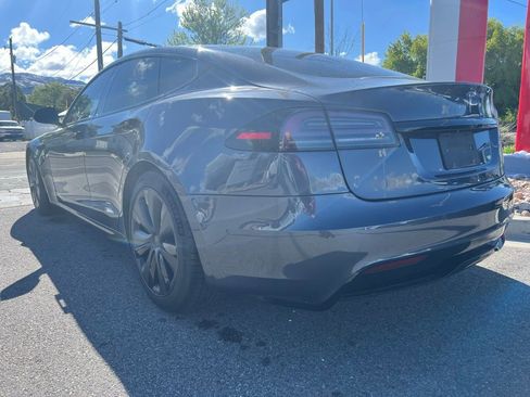 Used 2022 Tesla Model S AWD/4WD image 5