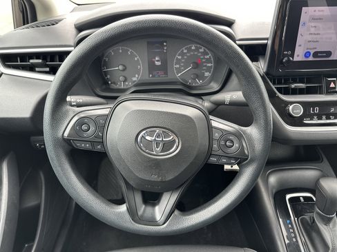 Used 2023 Toyota Corolla LE image 22
