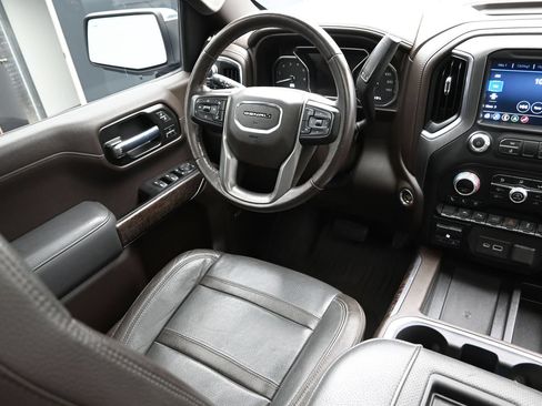 Used 2022 GMC Sierra 1500 Denali w/ Denali Premium Package AWD/4WD image 24