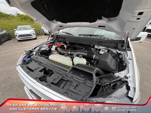 Used 2025 Ford F150 Platinum w/ Equipment Group 703A Plus image 22