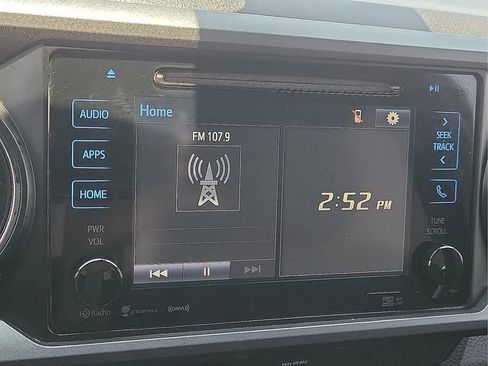 Used 2018 Toyota Tacoma TRD Off-Road AWD/4WD image 29