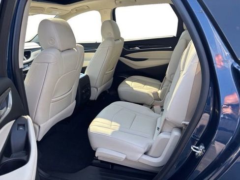Used 2024 Buick Enclave Essence w/ Experience Buick Package AWD/4WD image 12