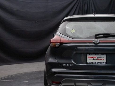 New 2025 Nissan Kicks Play S image 12