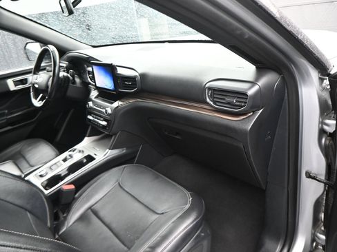 Used 2020 Ford Explorer Limited AWD/4WD image 5