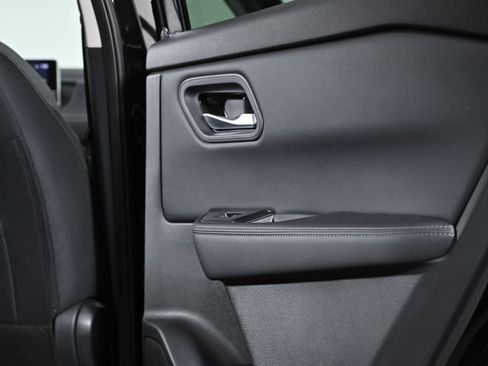 New 2026 Nissan Rogue SV image 29