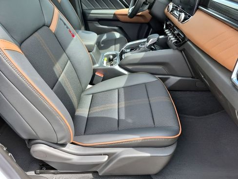 New 2026 GMC Canyon AT4 AWD/4WD image 19