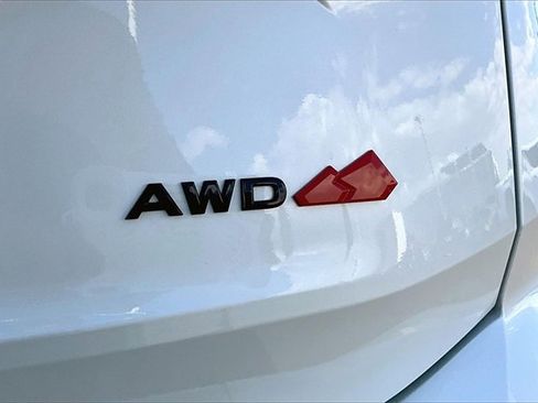 New 2026 Nissan Rogue Rock Creek image 8