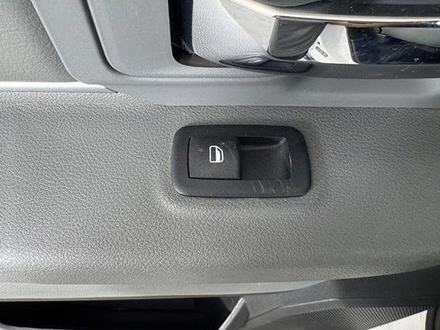 Used 2018 RAM 1500 Big Horn AWD/4WD image 44