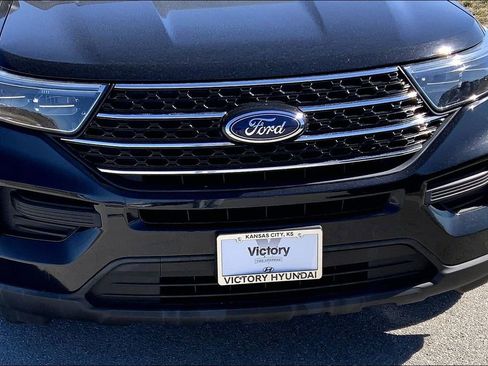 Used 2020 Ford Explorer XLT image 24