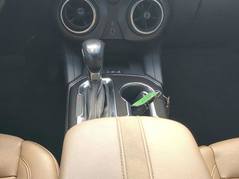 Used 2020 Chevrolet Blazer Premier w/ Driver Confidence II Package image 18