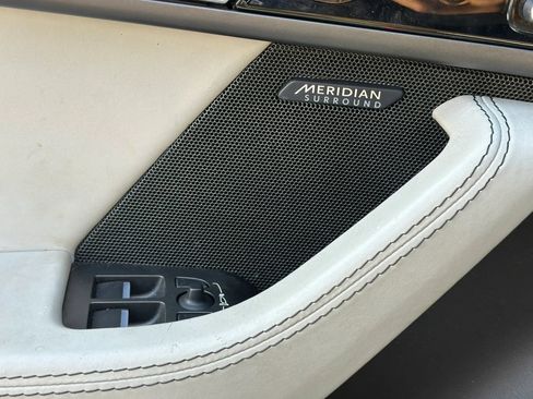 Used 2016 Jaguar F-TYPE Convertible RWD image 38