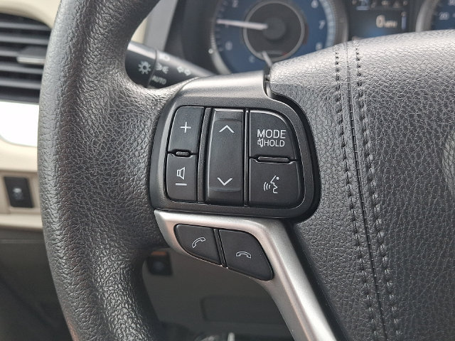 Used 2019 Toyota Sienna LE FWD image 21