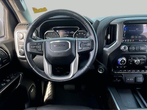 Used 2022 GMC Sierra 1500 Denali RWD image 6