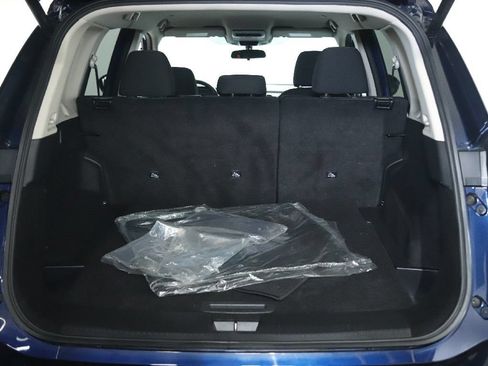 Used 2024 Nissan Rogue SV FWD image 29