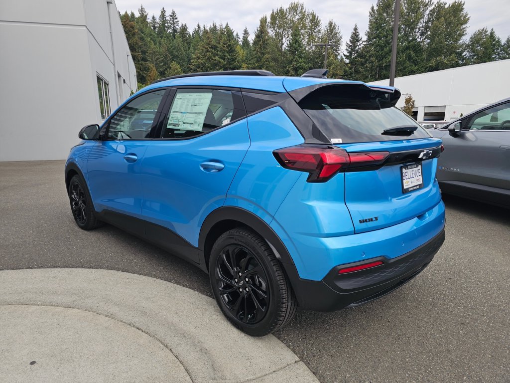 New 2027 Chevrolet Bolt RS w/ Technology Package FWD image 5