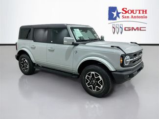 Used 2024 Ford Bronco Outer Banks AWD/4WD video 1