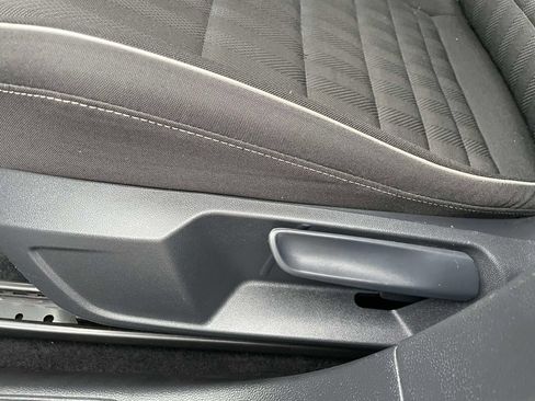 Used 2022 Volkswagen Jetta Sport FWD image 19