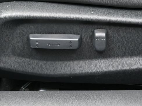 Used 2017 Honda Civic EX-L image 10