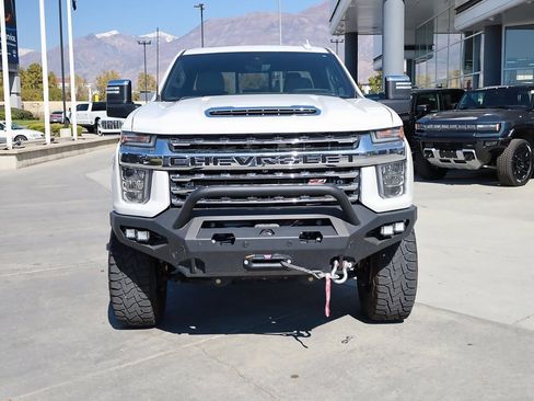 Used 2020 Chevrolet Silverado 3500 LTZ w/ LTZ Premium Package image 9