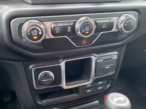 Used 2021 Jeep Wrangler Unlimited Sport AWD/4WD image 17