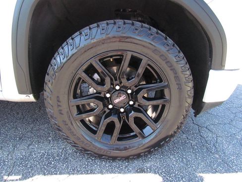 Used 2021 GMC Sierra 1500 Elevation w/ X31 Off-Road Package AWD/4WD image 28