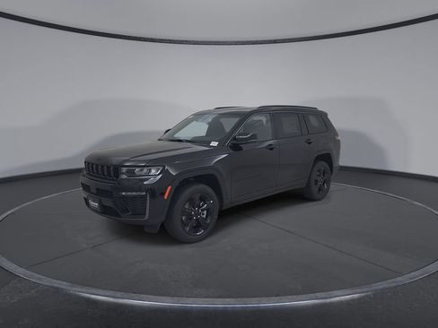 New 2026 Jeep Grand Cherokee L Limited w/ Limited Altitude Package AWD/4WD image 7