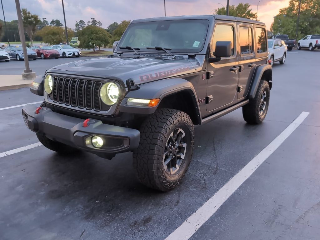 Used 2025 Jeep Wrangler Unlimited Rubicon AWD/4WD image 1