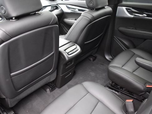 Certified 2024 Cadillac XT6 Premium Luxury w/ LPO, Floor Liner Package image 24