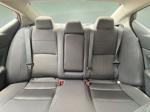 Certified 2025 Nissan Altima 2.5 S FWD image 15