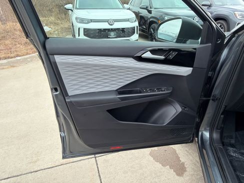 Used 2022 Volkswagen Taos S w/ IQ Drive S Package image 20