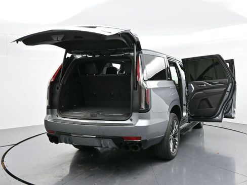Used 2023 Cadillac Escalade V image 51