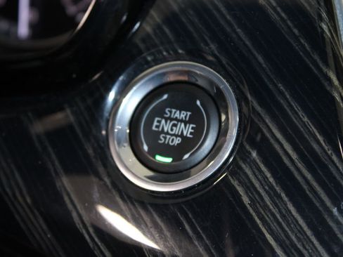 Used 2024 Cadillac XT6 Premium Luxury image 29