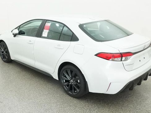 New 2026 Toyota Corolla SE FWD image 9