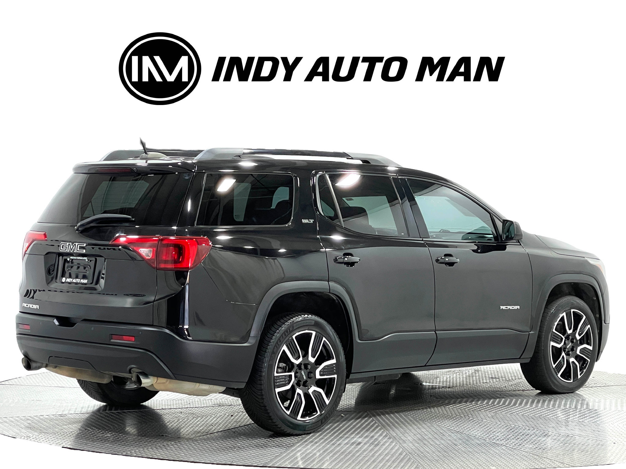 Used 2019 GMC Acadia SLT w/ Black Edition FWD image 4