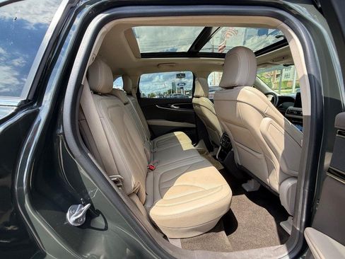 Used 2023 Lincoln Nautilus Reserve AWD/4WD image 14