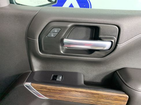 Used 2019 Chevrolet Silverado 1500 High Country w/ Technology Package AWD/4WD image 37