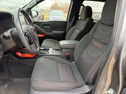 Used 2023 Nissan Frontier PRO-4X w/ Pro Convenience Package image 10