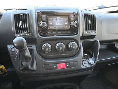 Used 2019 RAM ProMaster 2500 w/ Interior Convenience Group FWD image 5
