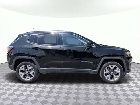 Used 2020 Jeep Compass Limited AWD/4WD image 3